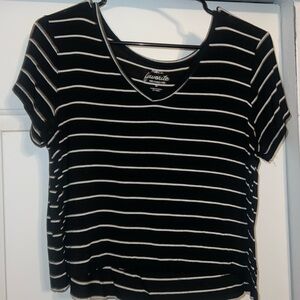 Rue21 stretchy relaxed tee